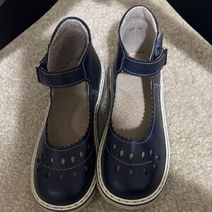 Girls Navy T-Strap Dress Shoes with Cushioned Insole
